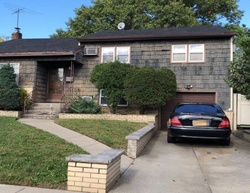 Pre-foreclosure Listing in BROWN ST VALLEY STREAM, NY 11580