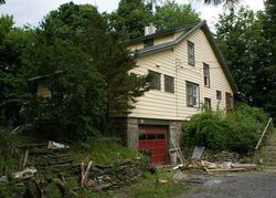 Pre-foreclosure in  BYRON RD Fayetteville, NY 13066