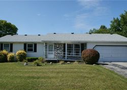 Pre-foreclosure Listing in NEWCOMB DR HILTON, NY 14468