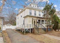 Pre-foreclosure in  MONMOUTH RD Elizabeth, NJ 07208