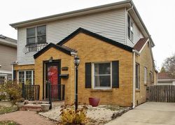 Pre-foreclosure Listing in WEBSTER LN DES PLAINES, IL 60016