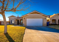 Pre-foreclosure Listing in HAMMER ST PALMDALE, CA 93552