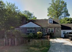 Pre-foreclosure in  LOCUST DR Amityville, NY 11701