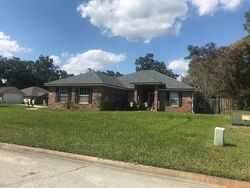 Pre-foreclosure in  BAY HARBOR DR Orange Park, FL 32003