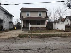 Pre-foreclosure in  COLE AVE Akron, OH 44301