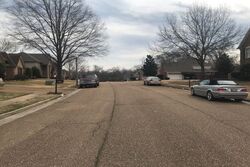 Pre-foreclosure in  BRIDLEWOOD LN Cordova, TN 38016