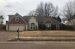 Pre-foreclosure in  BRIDLEWOOD LN Cordova, TN 38016