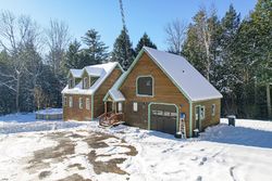 Pre-foreclosure in  RICHMOND RD Litchfield, ME 04350