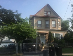 Pre-foreclosure Listing in HIGHLAND AVE PASSAIC, NJ 07055