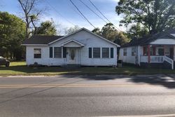 Pre-foreclosure Listing in MARTIN LUTHER KING BLVD MOSS POINT, MS 39563