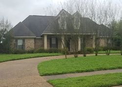 Pre-foreclosure in  COLONEL BURT DR Benton, LA 71006