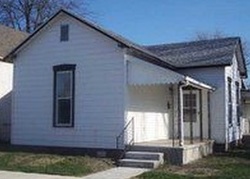 Pre-foreclosure in  E PENNSYLVANIA ST Shelbyville, IN 46176