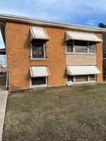 Pre-foreclosure in  S MICHIGAN AVE Chicago, IL 60628