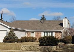 Pre-foreclosure in  ROCKHURST RD Bolingbrook, IL 60440