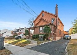 Pre-foreclosure in  HARCOURT AVE Bergenfield, NJ 07621