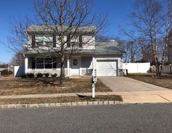 Pre-foreclosure in  FREEDOM HILLS DR Barnegat, NJ 08005