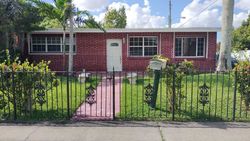  W 23rd St, Hialeah FL