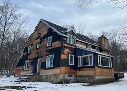 Pre-foreclosure in  BULL MILL RD Chester, NY 10918