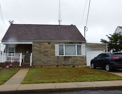 Pre-foreclosure in  PRESIDENT ST Freeport, NY 11520