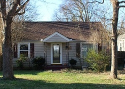 Pre-foreclosure in  CARDINAL AVE Nashville, TN 37216
