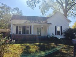 Pre-foreclosure Listing in SANFORD AVE COVINGTON, TN 38019