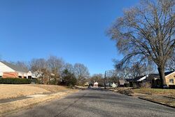 Pre-foreclosure in  LAMPHIER AVE Memphis, TN 38112