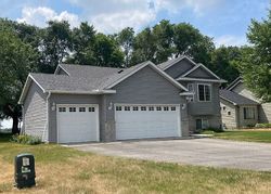 Pre-foreclosure in  FOREST GLEN DR Saint Cloud, MN 56301