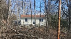 Pre-foreclosure in  MACOPIN RD West Milford, NJ 07480