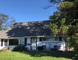 Pre-foreclosure in  PEONY RD Levittown, PA 19056