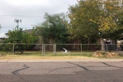 Pre-foreclosure in  S 17TH ST Phoenix, AZ 85040