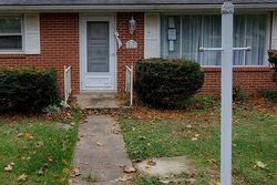 Pre-foreclosure in  LENTZLYN DR York, PA 17403