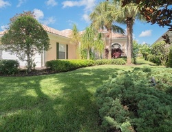 Pre-foreclosure in  PRESCOTT LN Naples, FL 34119