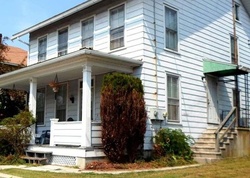 Pre-foreclosure Listing in 3RD ST HANOVER, PA 17331