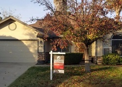 Pre-foreclosure in  PONDERAY LN Sacramento, CA 95841