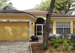 Pre-foreclosure in  LEVONSHIRE PL Valrico, FL 33596