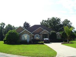 Pre-foreclosure in  RED HAWK CT Green Cove Springs, FL 32043