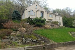 Pre-foreclosure in  VENNA AVE Haledon, NJ 07508