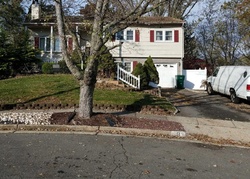 Pre-foreclosure Listing in WARREN CT OLD BRIDGE, NJ 08857