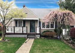 Pre-foreclosure Listing in WAGNER ST FORDS, NJ 08863