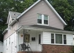 Pre-foreclosure Listing in HIAWATHA AVE HILLSIDE, NJ 07205