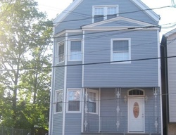  S 17th St, Newark NJ