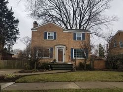 Pre-foreclosure in  HAZEL CT Des Plaines, IL 60018