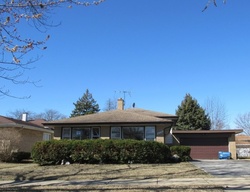 Pre-foreclosure in  COTTAGE GROVE AVE South Holland, IL 60473