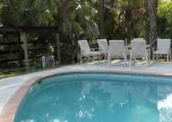 Pre-foreclosure in  165TH PL N Jupiter, FL 33478