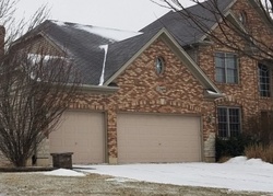 Pre-foreclosure in  ARBORVIEW BLVD Plainfield, IL 60585