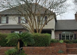 Pre-foreclosure in  MONITEAU CT Baton Rouge, LA 70809
