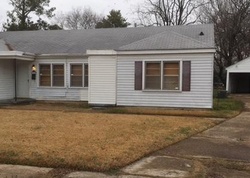 Pre-foreclosure in  GARY CT Bossier City, LA 71112