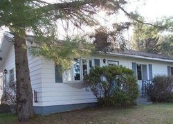 Pre-foreclosure Listing in GARLAND RD MAPLETON, ME 04757