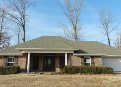 Pre-foreclosure Listing in OAK LAWN DR PEARL, MS 39208