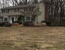 Pre-foreclosure in  FRESH MEADOW DR Trumbull, CT 06611